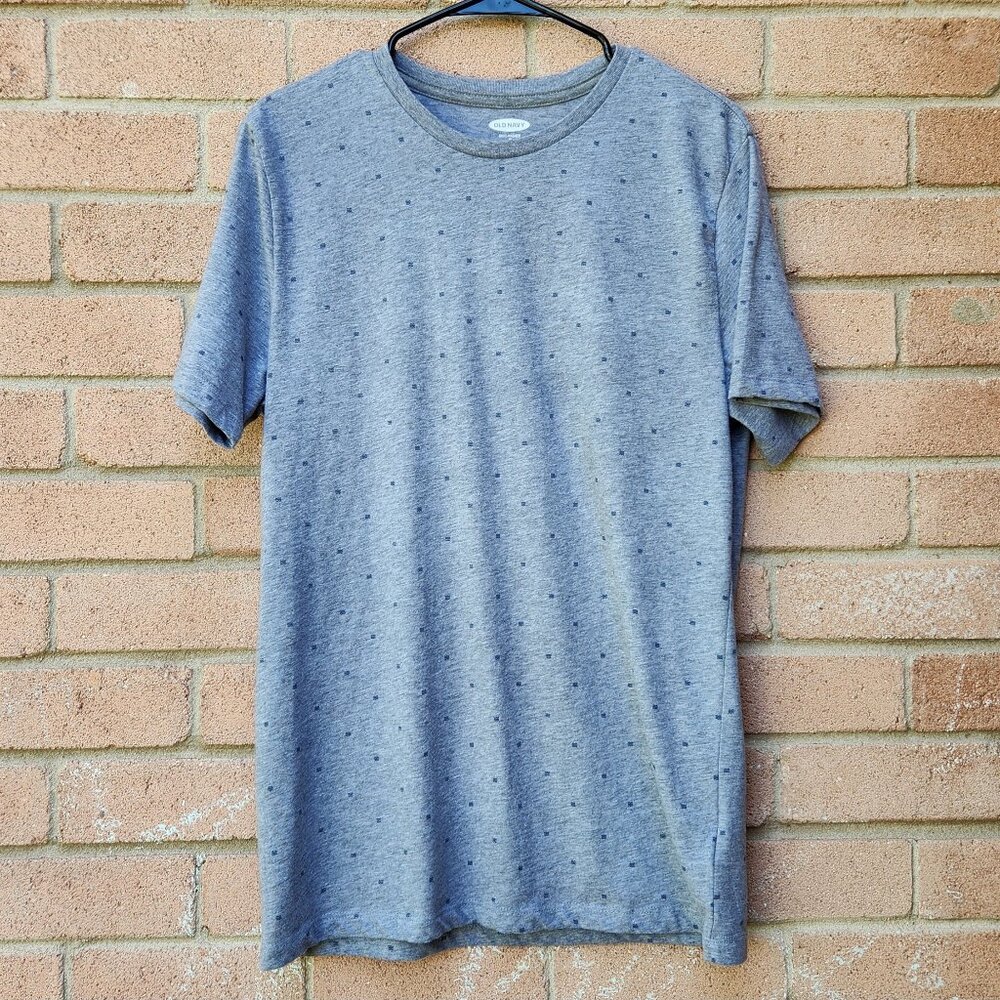 Old Navy Men's T-Shirt Size Medium Gray Printed Soft Wash Casual Everyday Wear